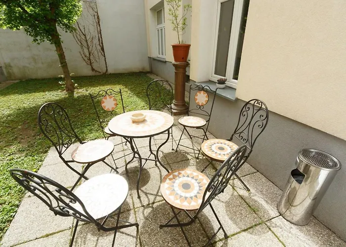No 2 Nahe Schoenbrunn By Interhome Відень